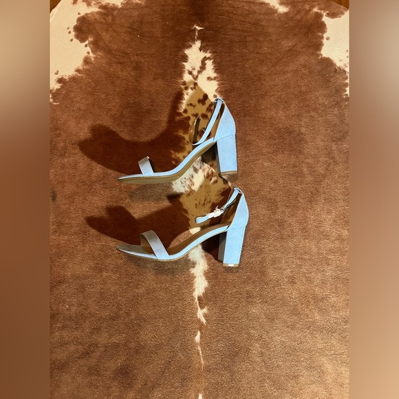 New without tags Amazon heels 
size 8 - Picture 1 of 6